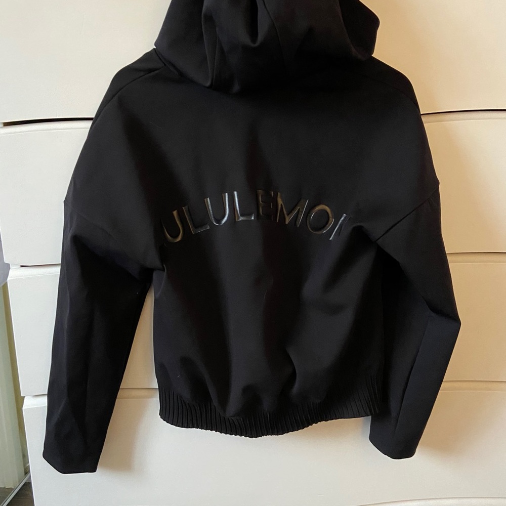 Lululemon Expression Light Weight zip up Jacket 6